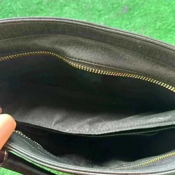 DAGNE DOVER - Picture 8 of 9